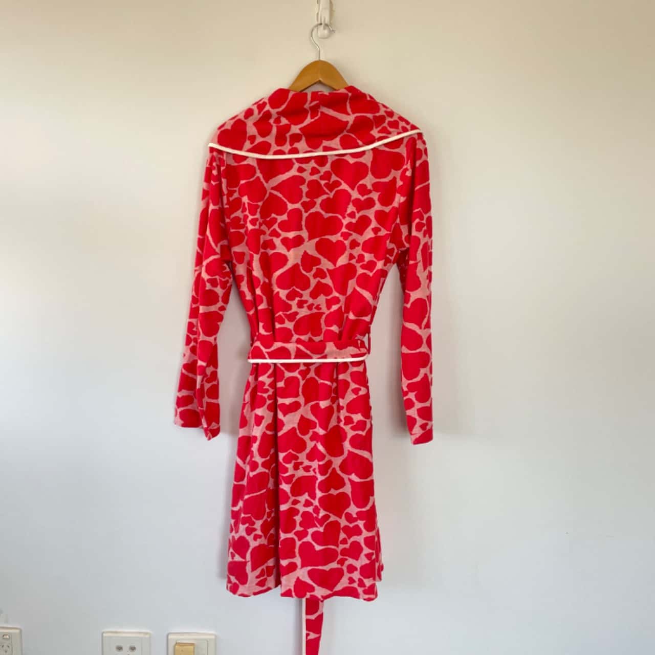 Peter Alexander Red Heart Pattern Bathrobe Size 12 / L (s)