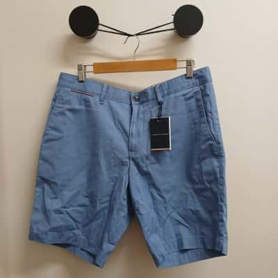 Tommy Hilfiger Mens  Size 34 Tailored Shorts Blue 