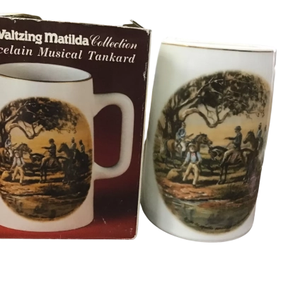 Vintage Porcelain Beer Stein Playing ‘Waltzing Matilda’ Musical Tankard