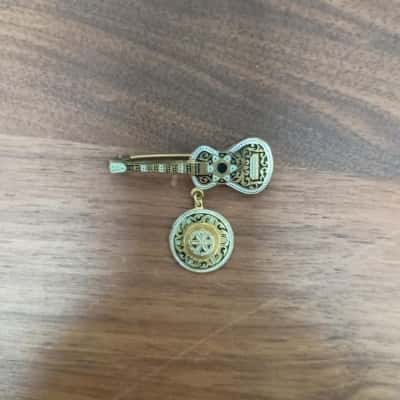 Cute Guitar/Hat Brooch