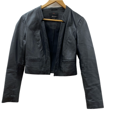 Jeanswest Womens  jacket Size 8 Black  