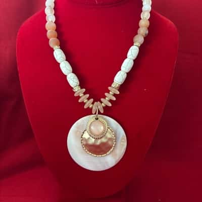  Women's Bohemian Style Necklace 