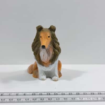 Plastic Doggy Lassie Figurine 
