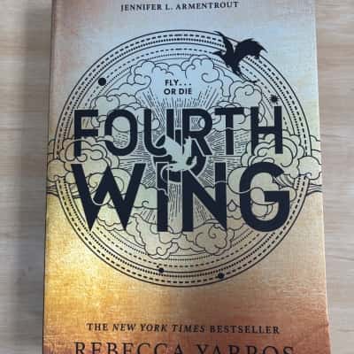 Fourth wing, Rebecca Yarros 