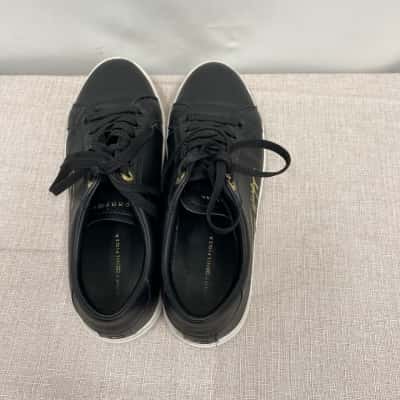 Tommy Hilfiger Women’s Size 5 Black  Shoes