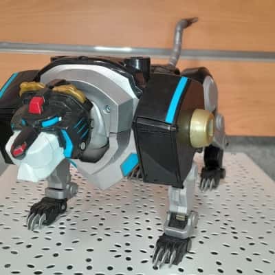 2017 Voltron Legendary Defender Black Lion