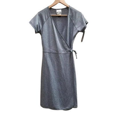 New With Tags KATHMANDU Adapt Reversible Wrap Dress in Size 8
