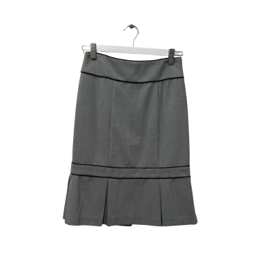 Review Womens  Size 6 A-Line Skirt Black with hem pleated