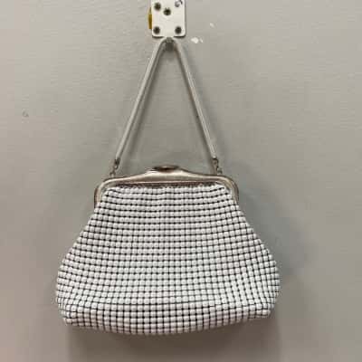 Oroton Womens Vintage Glomesh Evening Handbag White 