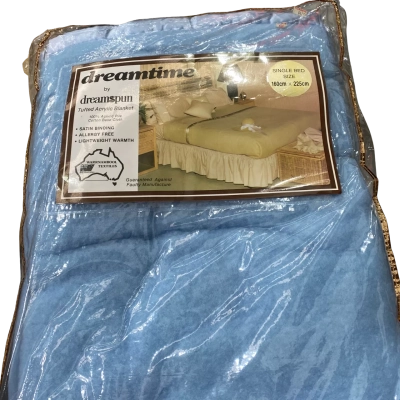 Dreamtime by Dreamspun Tufted Acrylic Blanket Single Bed