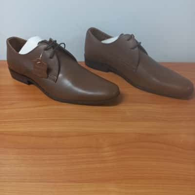 New Mens studio W leather shoes size8 rec retail $139.95