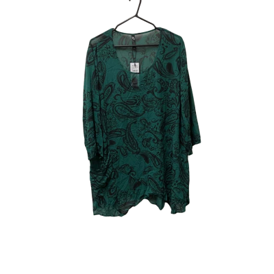 Taking Shape Womens Black & Green Floral Top Size 18