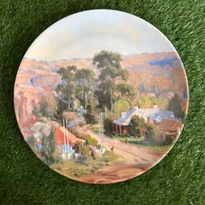 Vintage Bendigo Pottery "Berrima" by Artist Chris Huber Collector Plate 1990