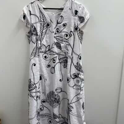 Yarra Trail Womens  Size 12 Short Sleeve Dress  Black  / White 