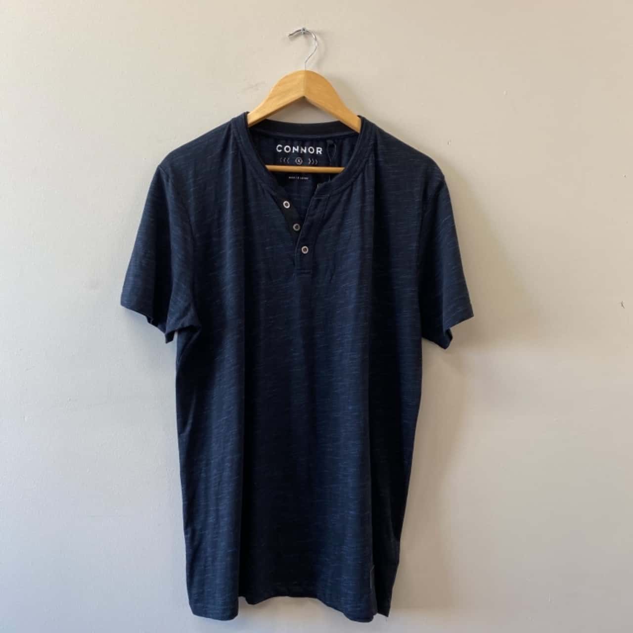 Connor Mens TShirt Size XL Black New with tags (s)