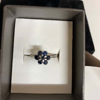 925 Sapphire like Cluster Ring 