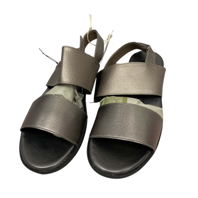 Grey Rivers shoes size 40/8