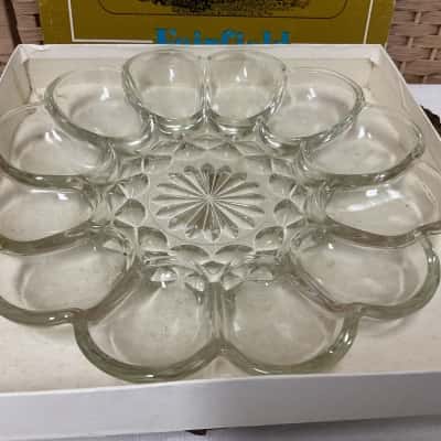 Vintage Anchor Hocking Fairfield Egg Tray 10”dia 1970’s party glasswear serving tray plate wedding platter floral diamond pattern birthday Christmas gift 
