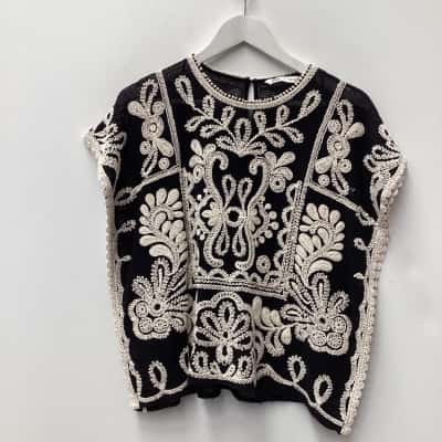 Zara Womens  Size M Black with Cream embroidery poncho style top