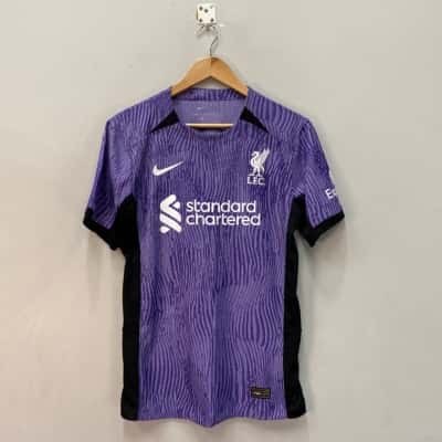 Liverpool FC Nike Womens  Size 10 Jersey Purple (see description)