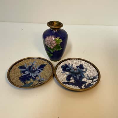 Cloisonné vase and plates set of 3