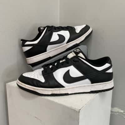 Nike Mens  Size 12 Black  & White 