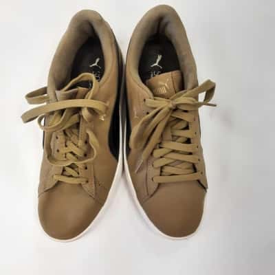 Puma Smash v2 Buck Womens  Size 39 Sneakers in Desert Tan/dark chocolate with Leather Finish 