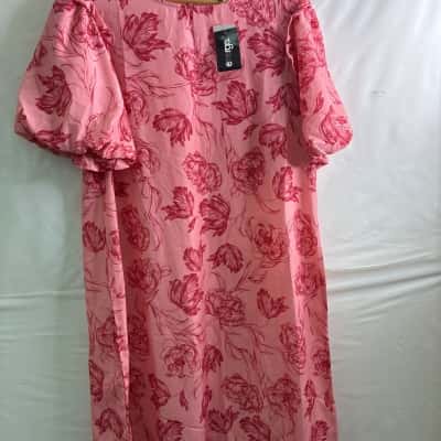 Emerge Womens  Size 18 Midi Dress Floral / Pink  
