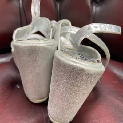 Jena Womens  Size S Silver Boots