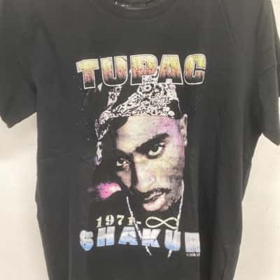 Tupac Womens  Size L T-shirts Black  