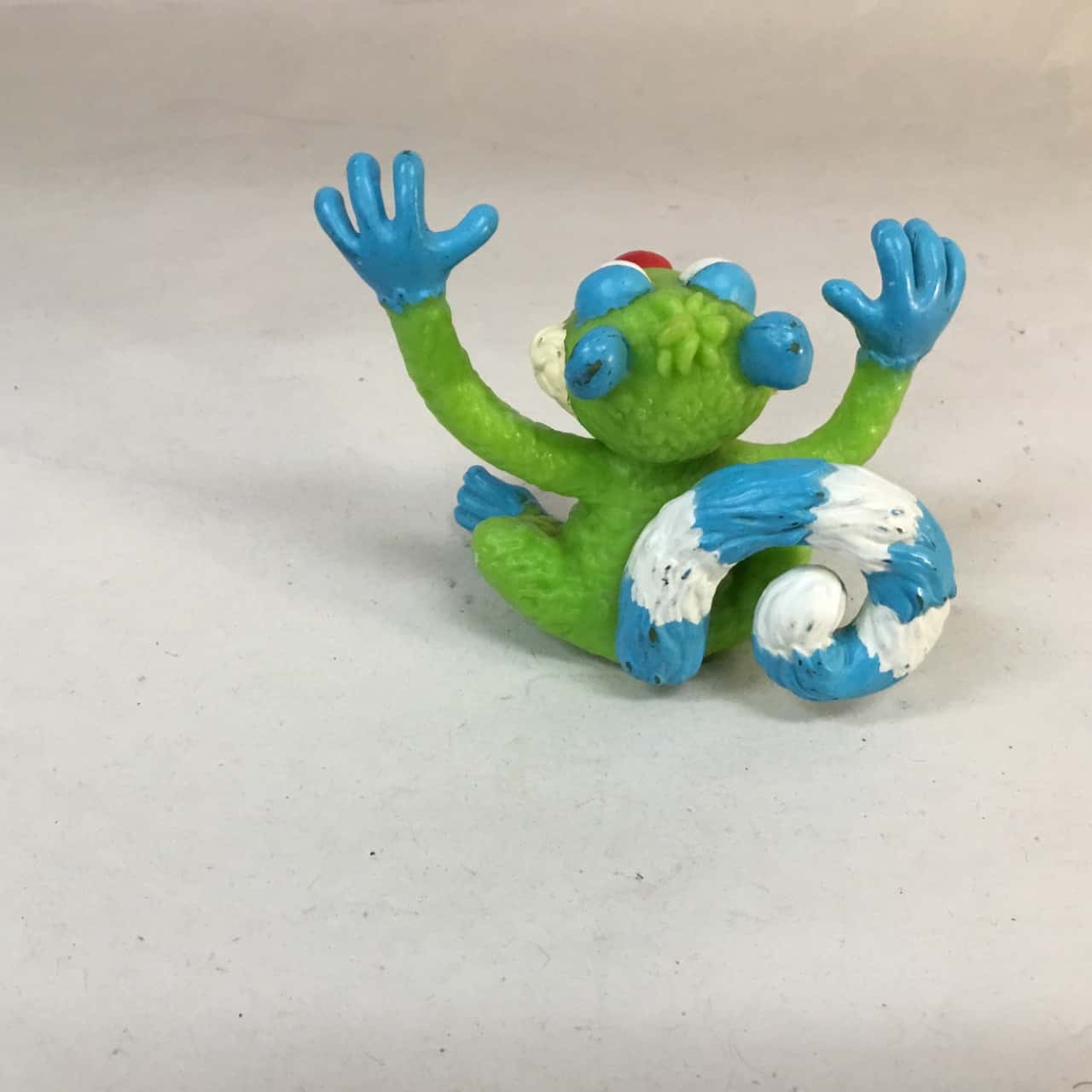 Vintage Treelo Figurine Approx 6 x 7 cm(s) - Used Very Good | Salvos Stores