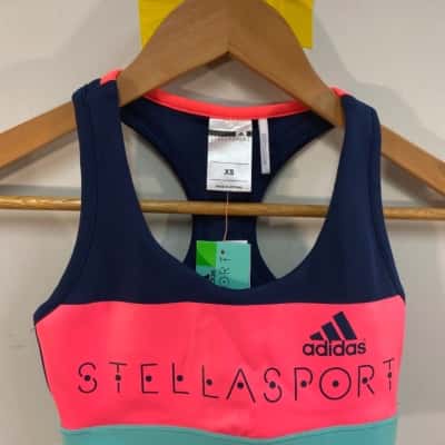 BNWT Adidas Womens  Sports Bra UPF50+ Size Xs Multicoloured