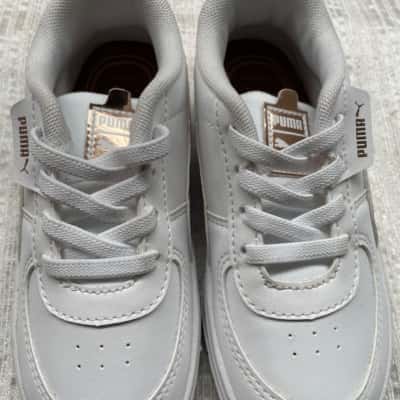 Puma Kids  Size US 10c Shoes Rose Gold/White 