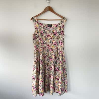 Hearts & Roses Grey Pink Floral Sleeveless Mini Dress  Size 16 