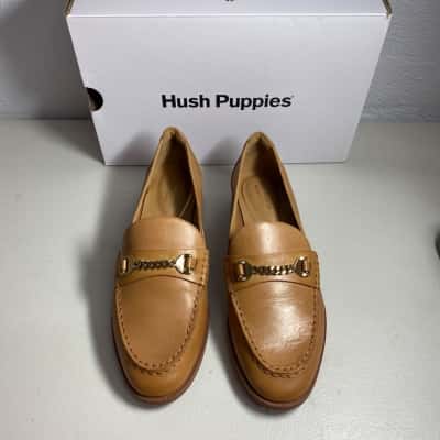  Womens  Size 9.5 shoe