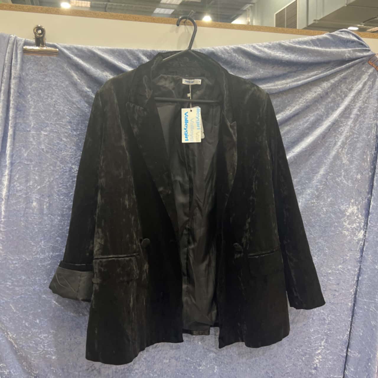 Valley Girl Size M Womens Black Velvet Coat (s)