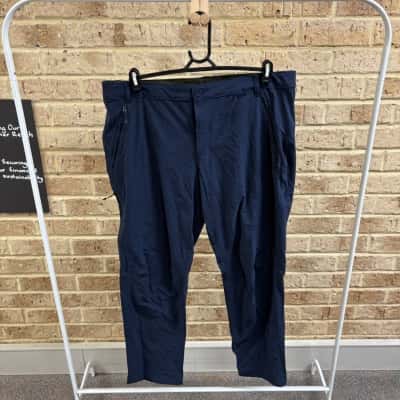 Kathmandu Mens outdoor pants Size 40 