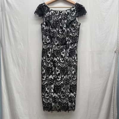 BNWT REVIEW Black & White Lace Dress Size 10