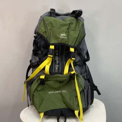 BNWOT Highland Explorer 65Lt Hiking rucksack 
