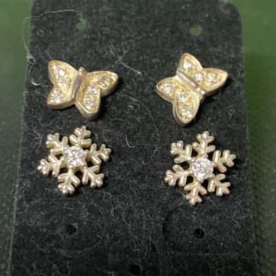  Sterling silver earrings 