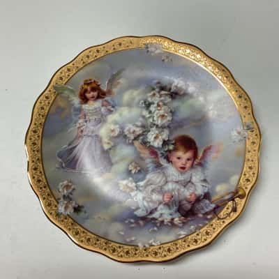 Sandra Kuck Heavenly hideaway plate number 28086