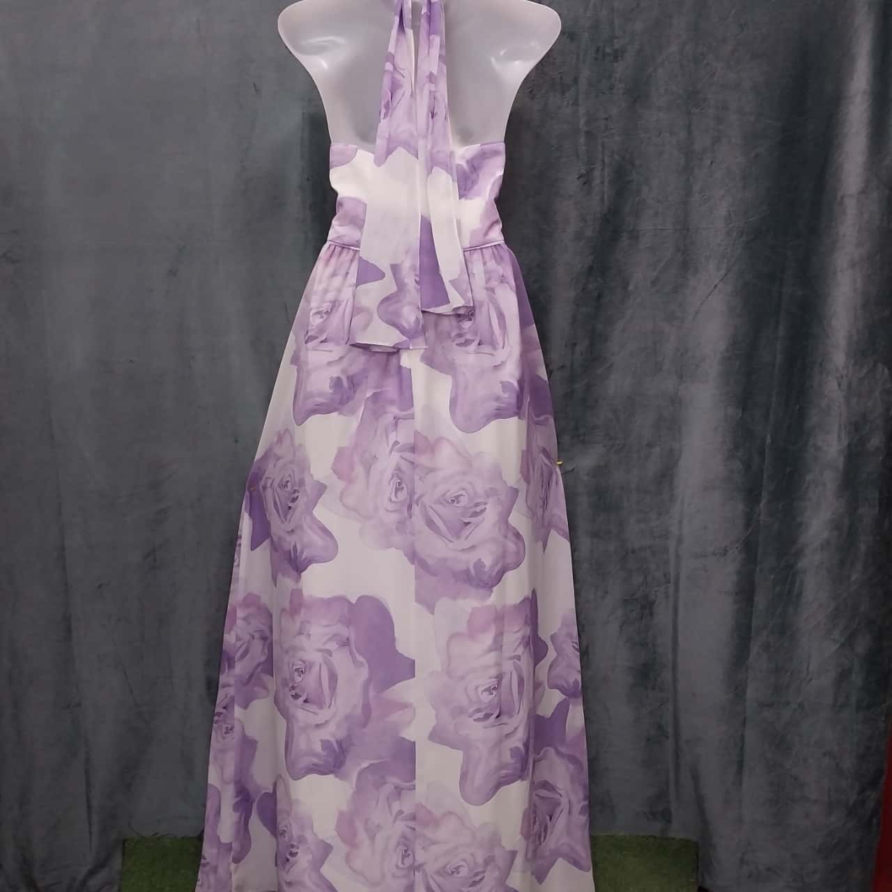 Charlie Brown - ladies evening Dresses, size 16, Floral / Purple, new with tag. (s) - New With Tags | Salvos Stores Charlie Brown - ladies evening Dresses, size 16, Floral / Purple, new with tag. (s) - New With Tags | Salvos Stores