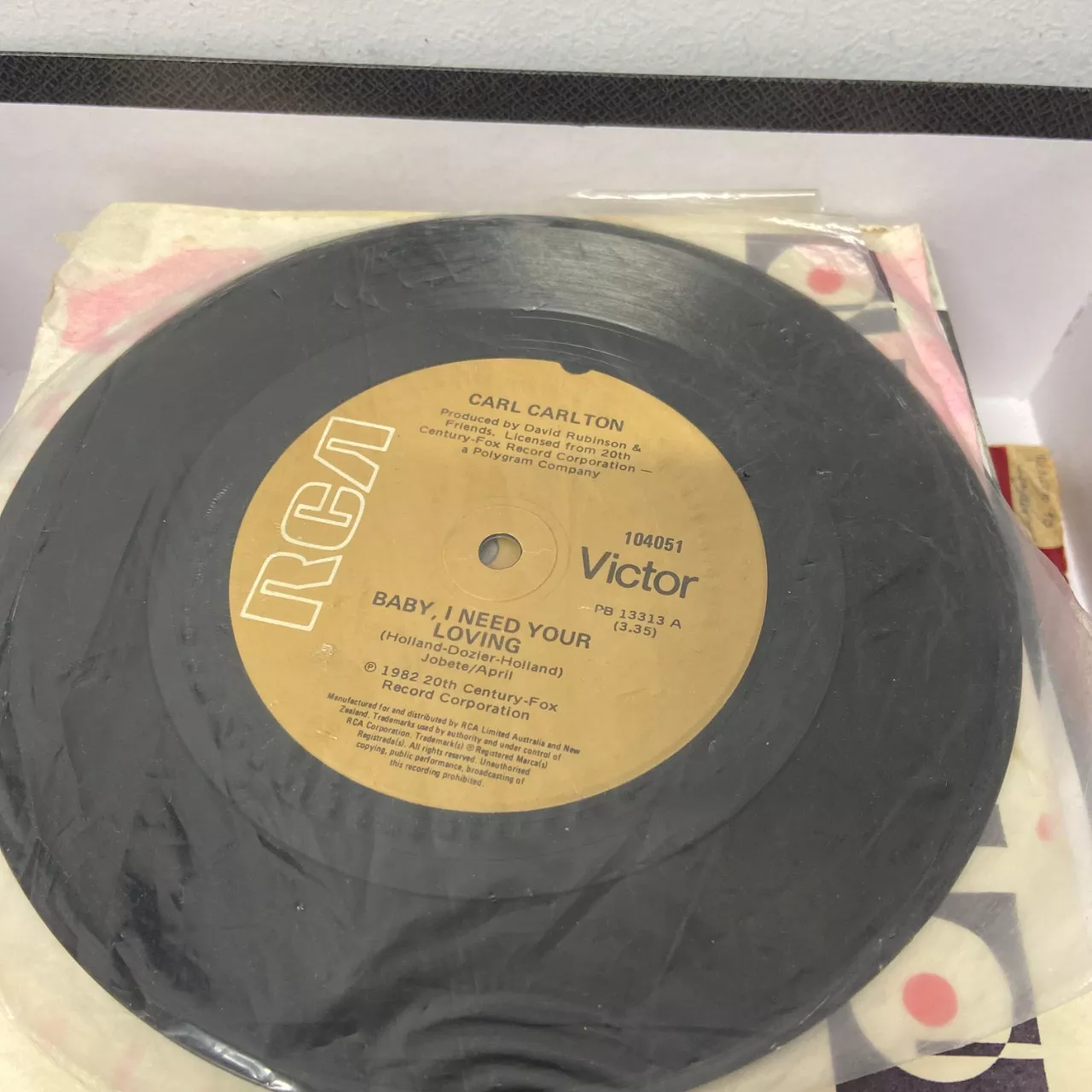 Collection of 40 x 45RPM vinyls in varying condition (s) - Used Good ...