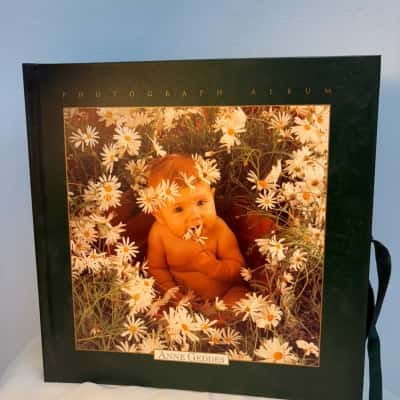 Anne Geddes - Photograph Book