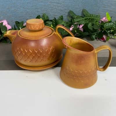 Vintage Diana “Nefertiti” Stoneware Coffee Pot & Creamer