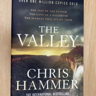 The Valley, Chris Hammer 