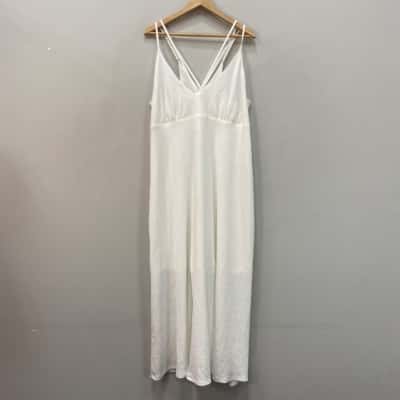 Refinery by City Chic Womens  Size 18 Midi Dress White 