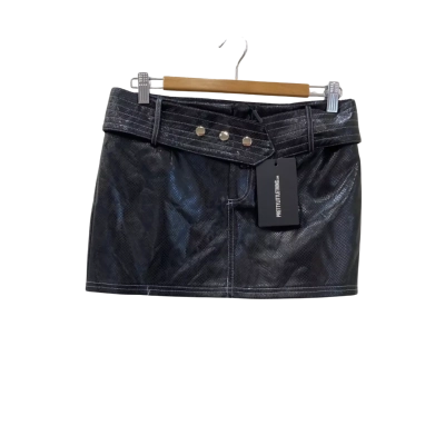Pretty Little Thing Womens  Size 8 Mini Skirt Black Snakeskin Look 