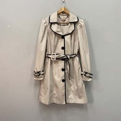 Review Womens  Size 12 Trench Coat Beige / Black  