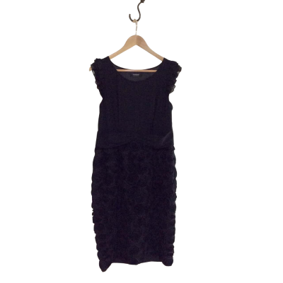 Autograph Women's  Size 12 Formal Dress Black  / Pattern 